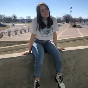 Meet your Posher, Anna